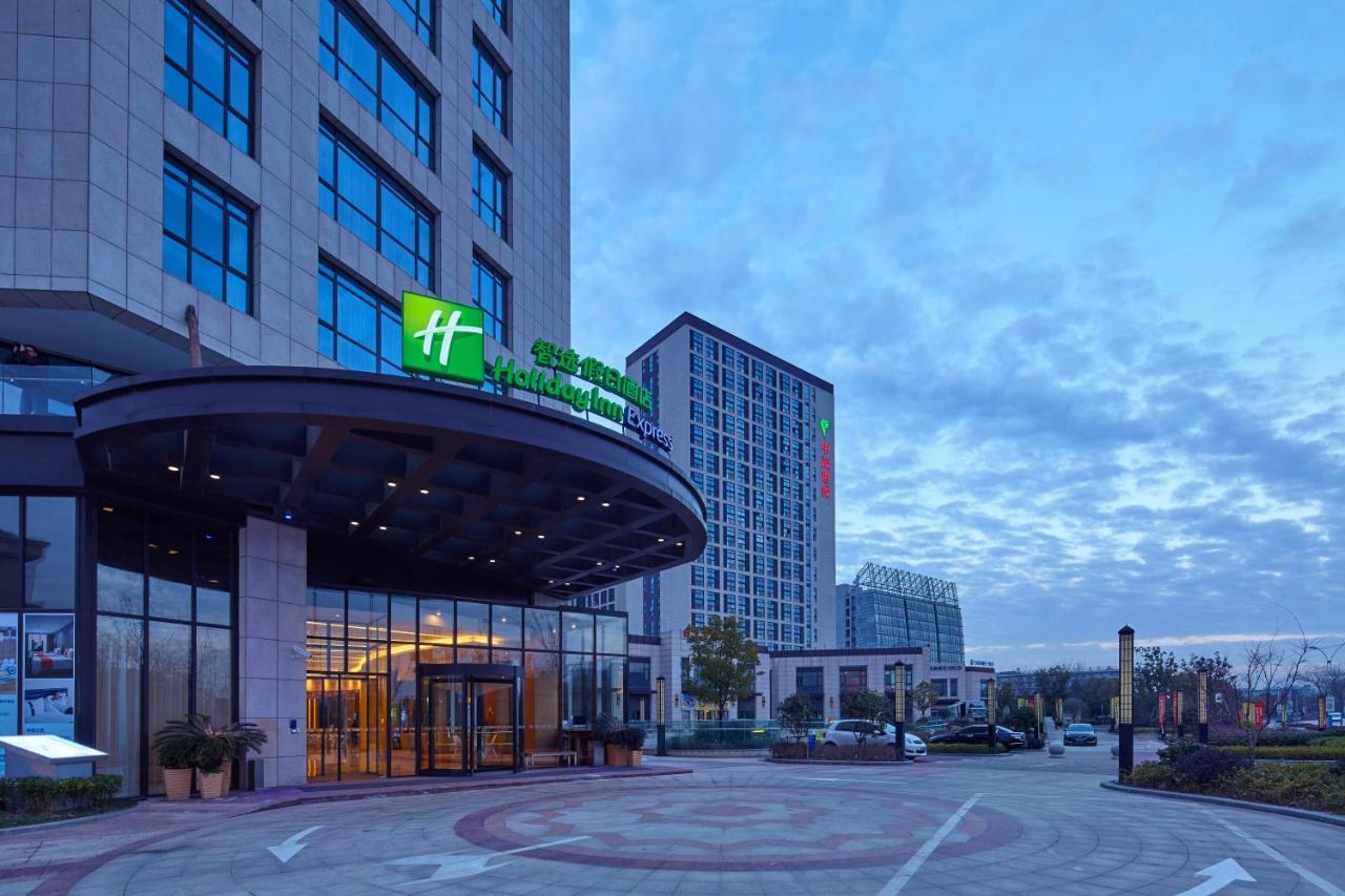 Holiday Inn Express Shanghai Jiading Industry Park By Ihg Eksteriør billede