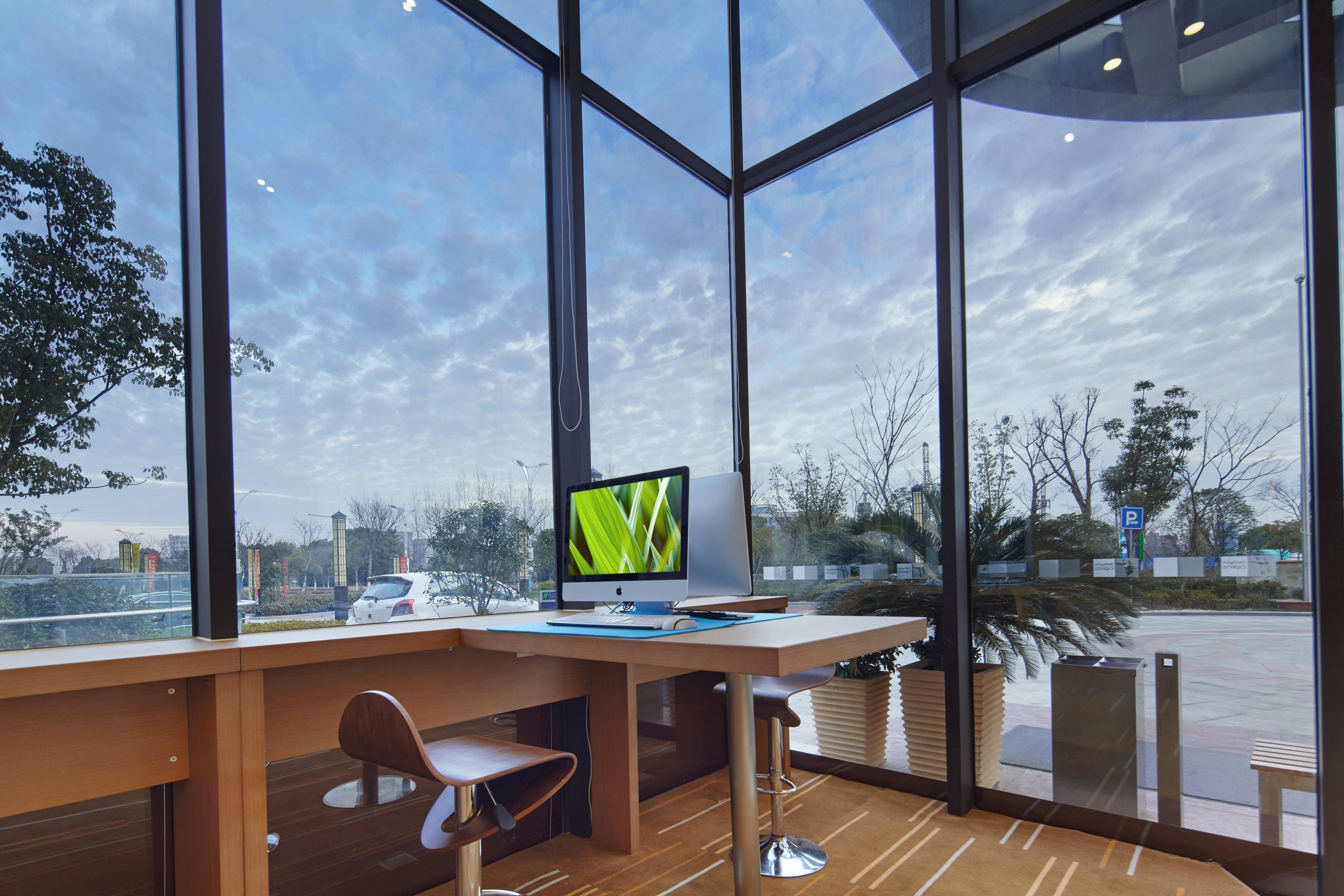 Holiday Inn Express Shanghai Jiading Industry Park By Ihg Eksteriør billede