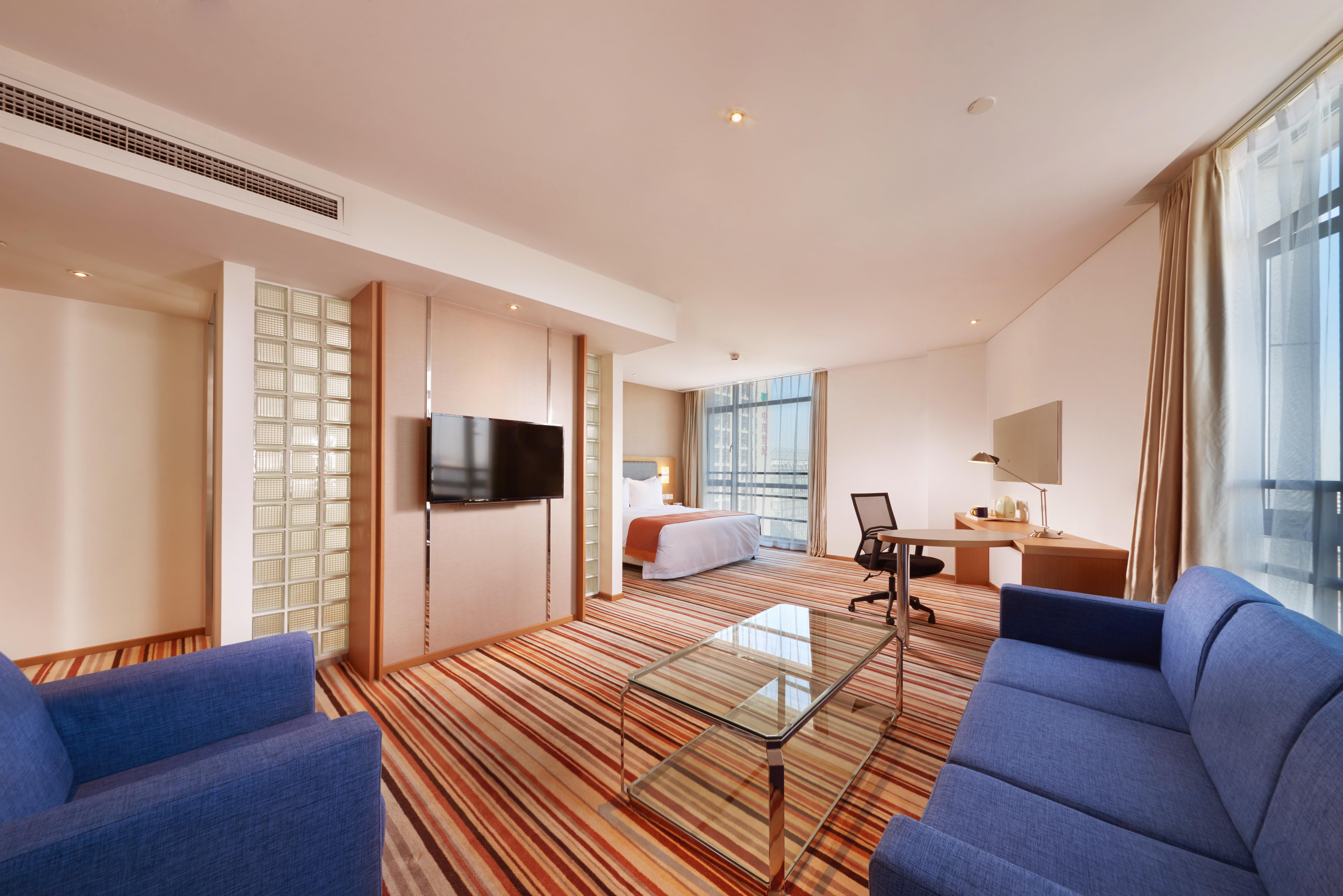 Holiday Inn Express Shanghai Jiading Industry Park By Ihg Eksteriør billede